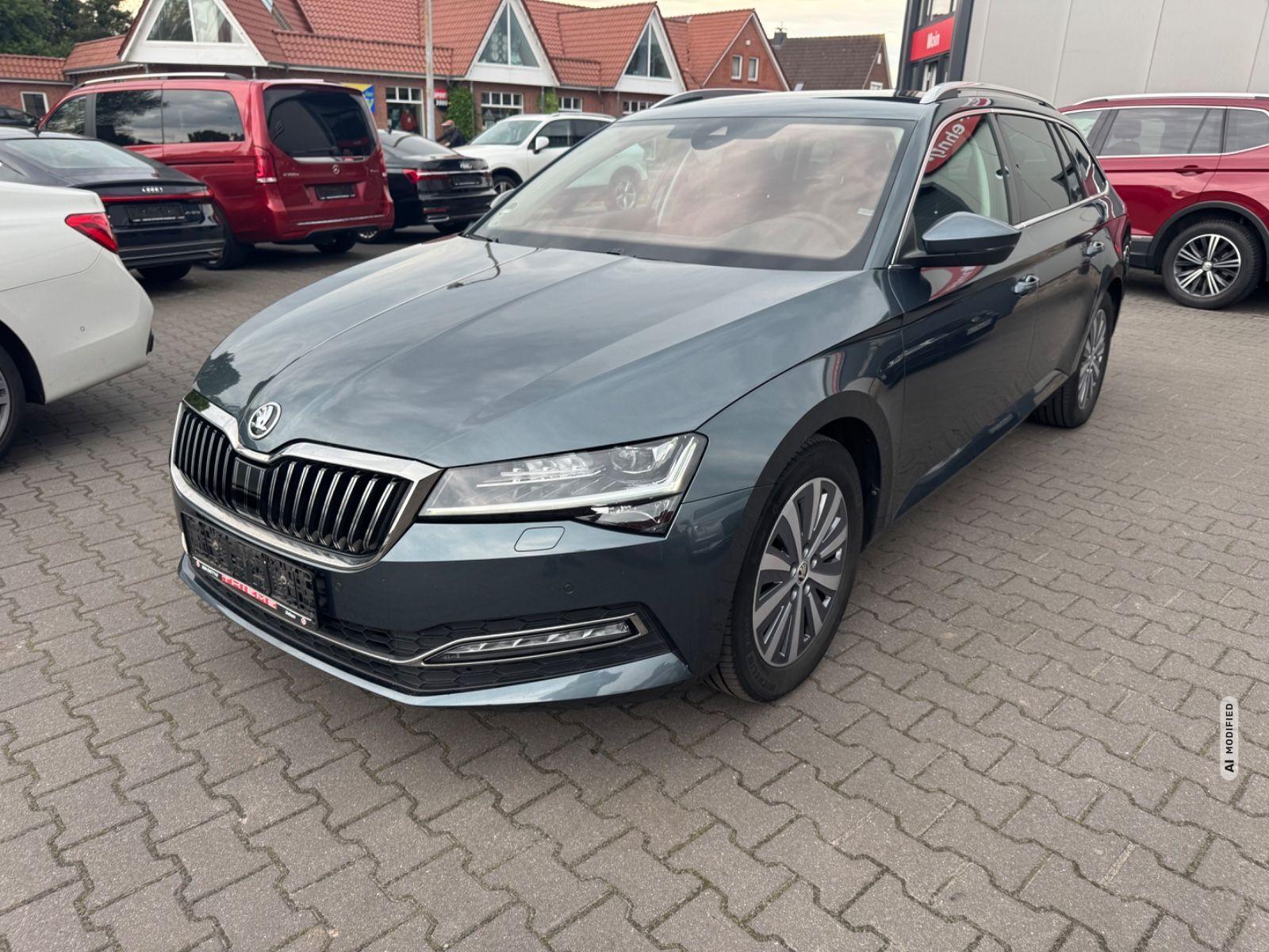 Skoda Superb Combi Style Leder Virtual Navi PDC AHK TOP