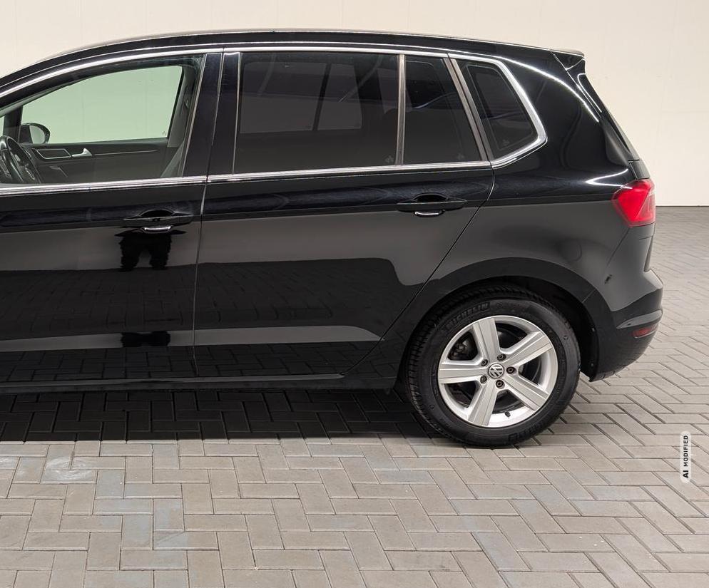 Volkswagen Golf Sportsvan Highline Bi-Xenon/Tempom./16-LM