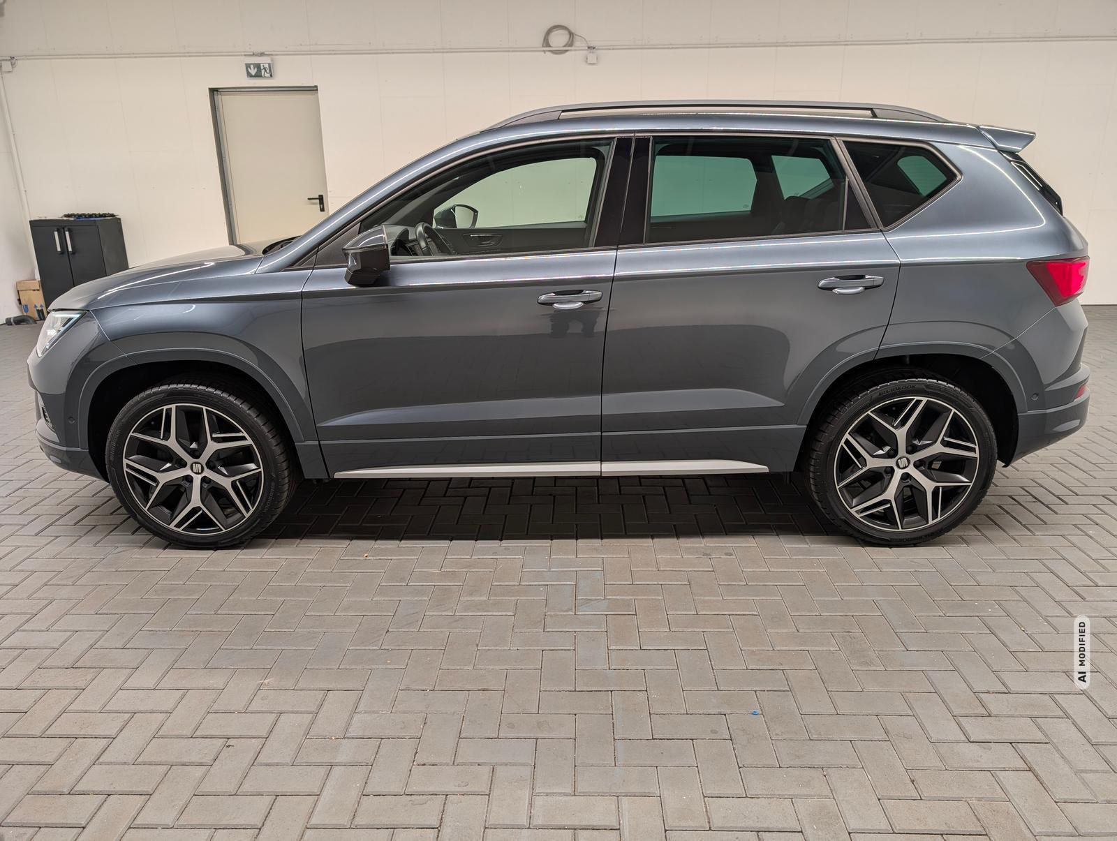 Seat Ateca 4Drive FR LED/Navi/Pano/AHK/SHZ/Kam/19-LM