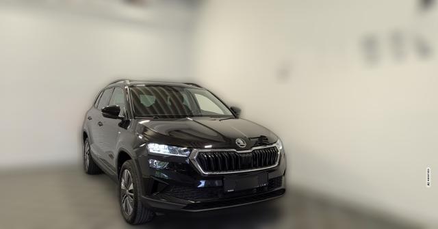 Skoda Karoq Tour 1.5 TSI DSG LED CarPlay KAM Kessy