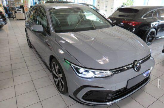 Volkswagen Golf VIII 1.5 eTSI R-Line (EURO 6d) AHZV+Matrix