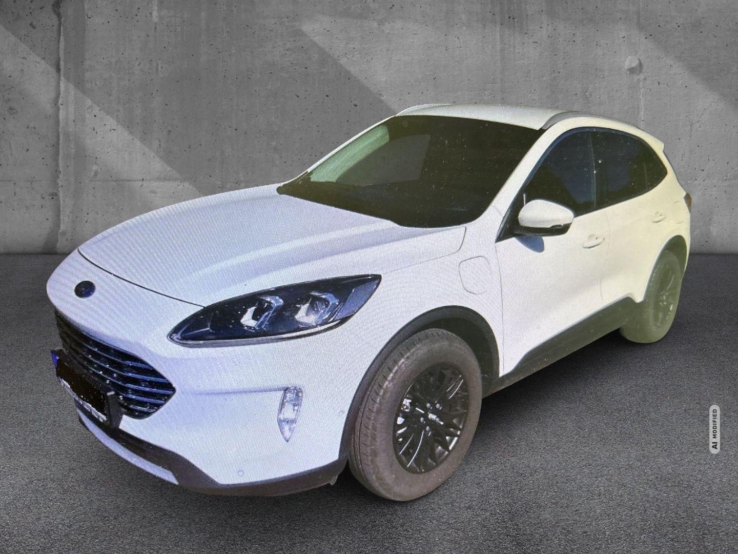 Ford Kuga Plug-In Hybrid Titanium X - wenig km!