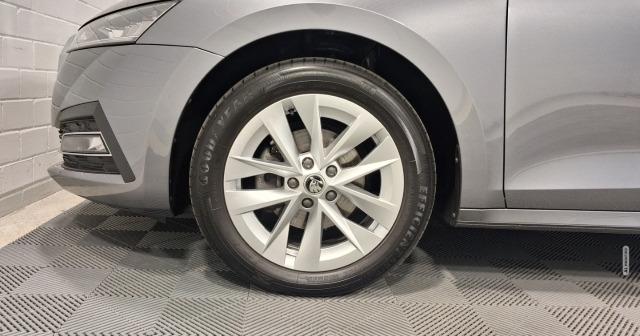 Skoda Octavia Combi Selection Plus 2.0TDI DSG  SmartLink