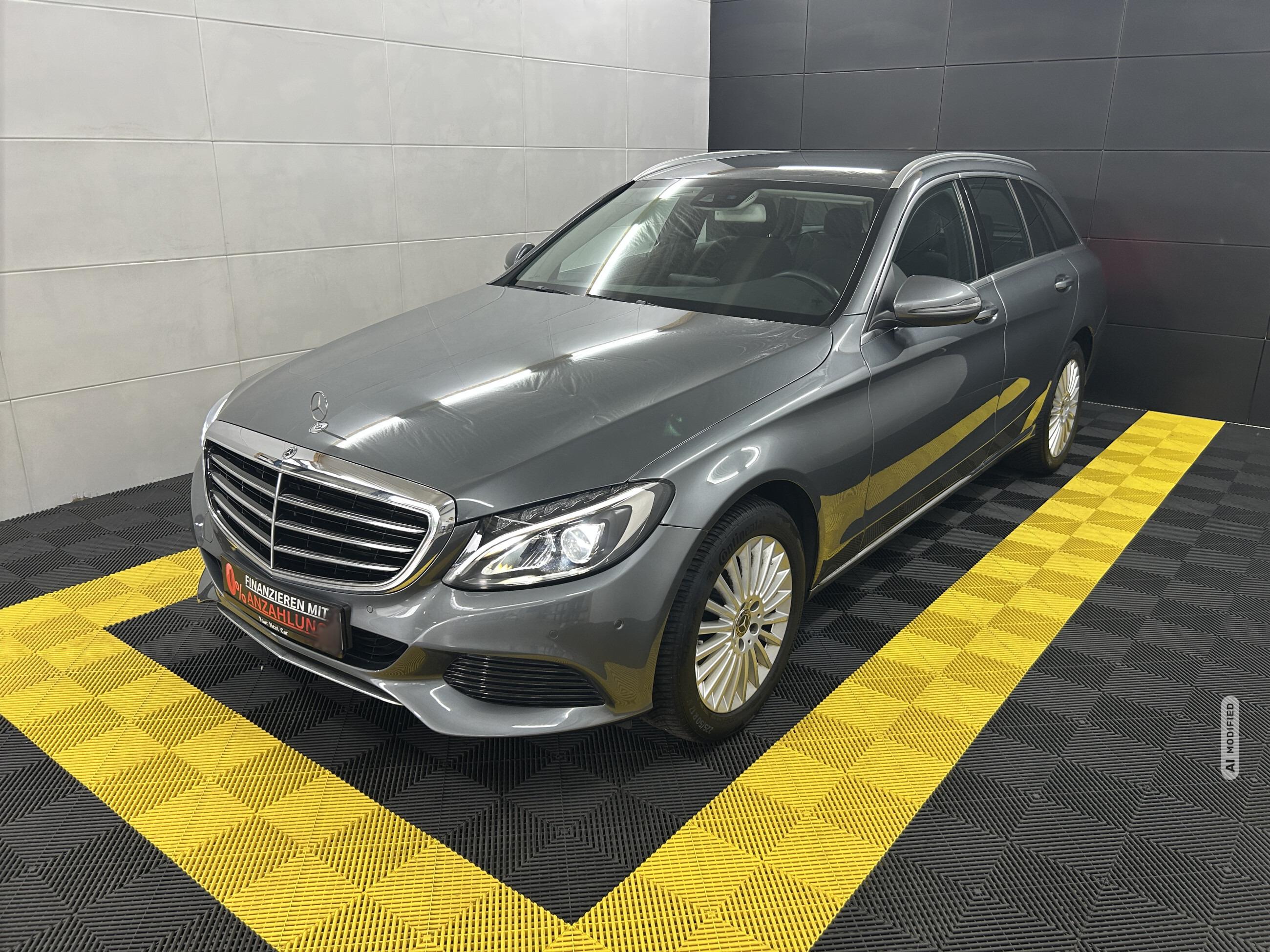 Mercedes-Benz C 200 CGI+AHK+LED+Ambi+TEMP+TOTW+Navi+SHZ+APA