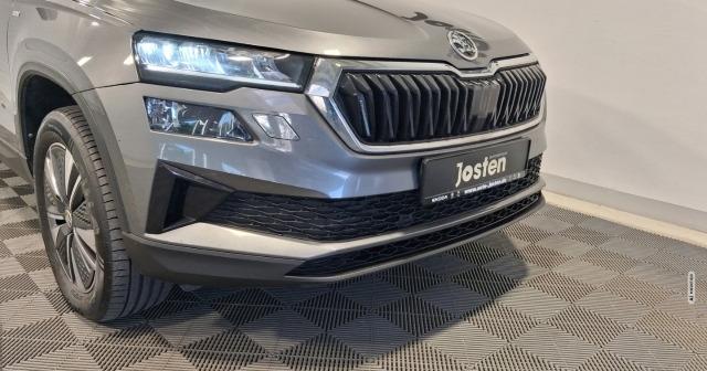 Skoda Karoq Tour 2.0TDI 4x4 Navi SmartLink LED AHK