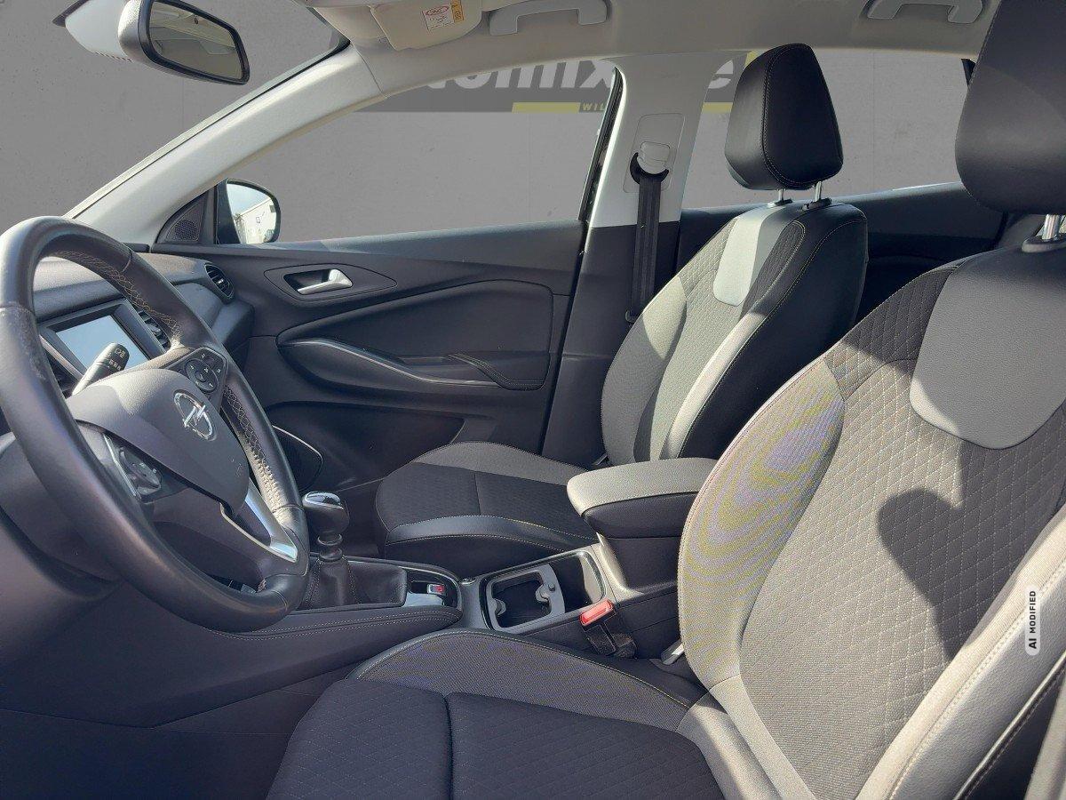 Opel Grandland X 1.2 Turbo Edition LED,PDC,Akustikglas