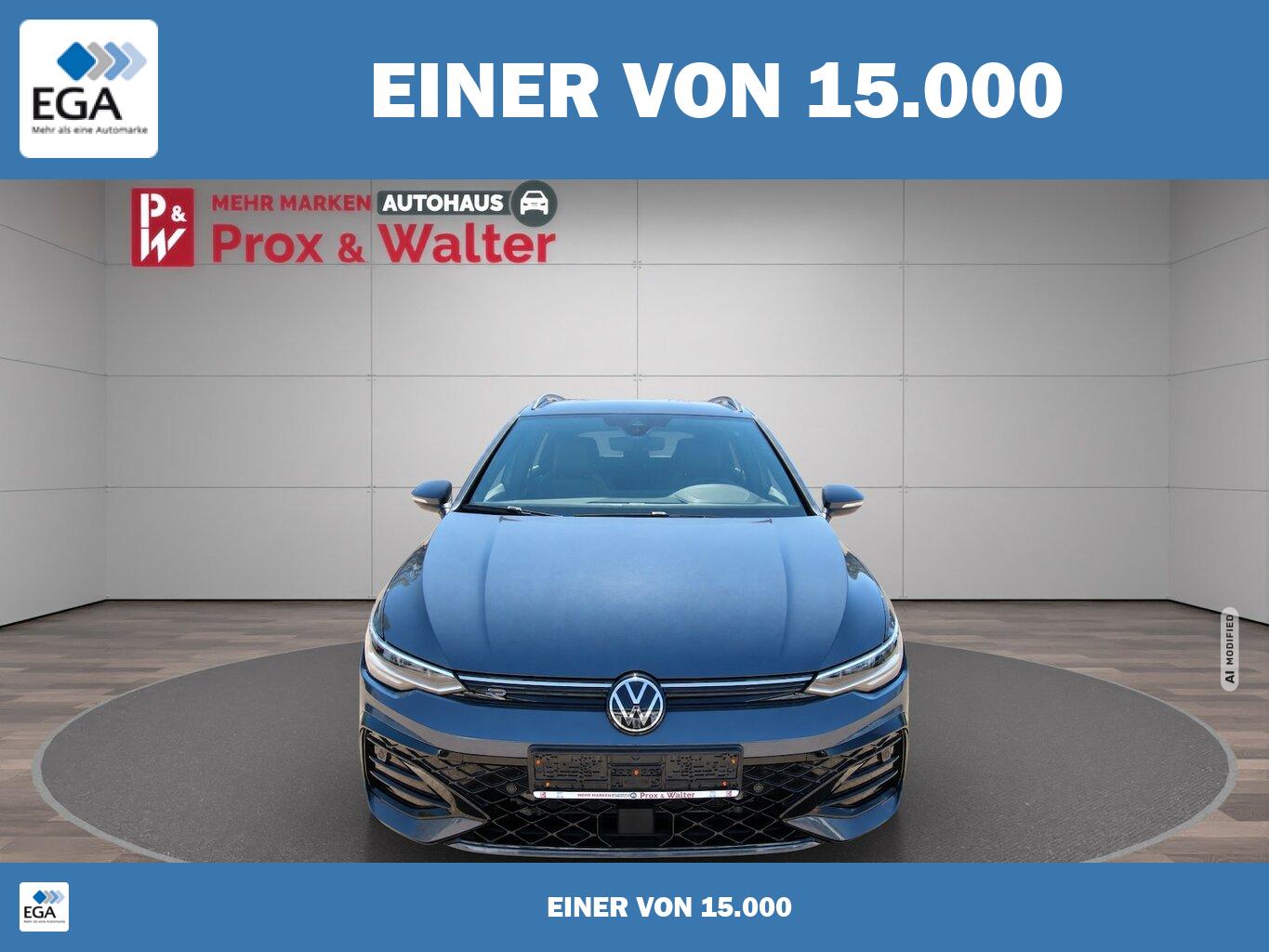 Volkswagen Golf VIII Variant 1.5 TSI R-Line LED+KAMERA+ACC...