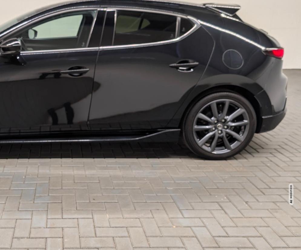 Mazda 3 Selection LED/HUD/Navi/60°/SHZ/Bose/ACC/18-LM