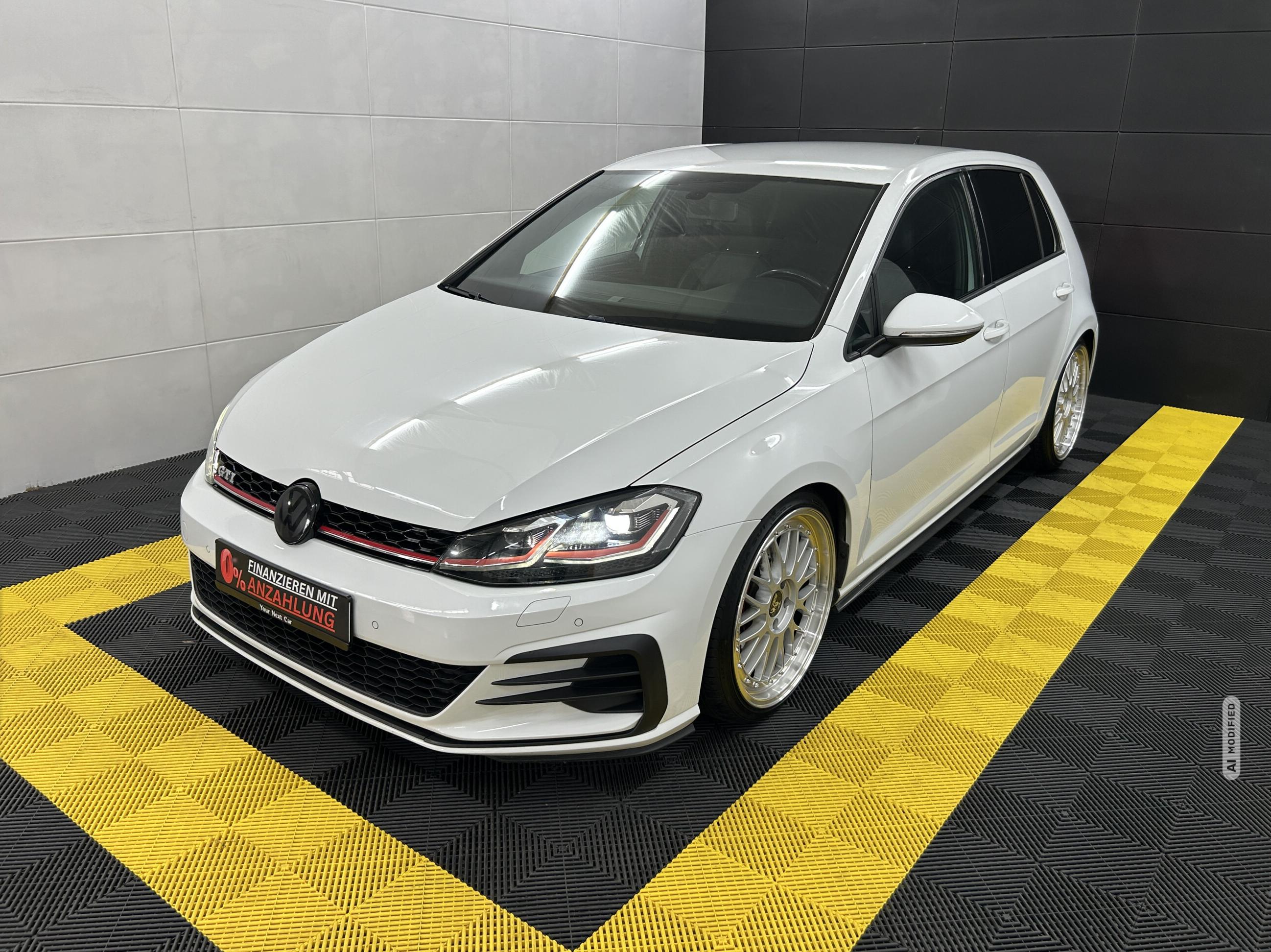 Volkswagen Golf VII Lim. GTI BMT+LED+Leder+Ambiente+Sitzhz.