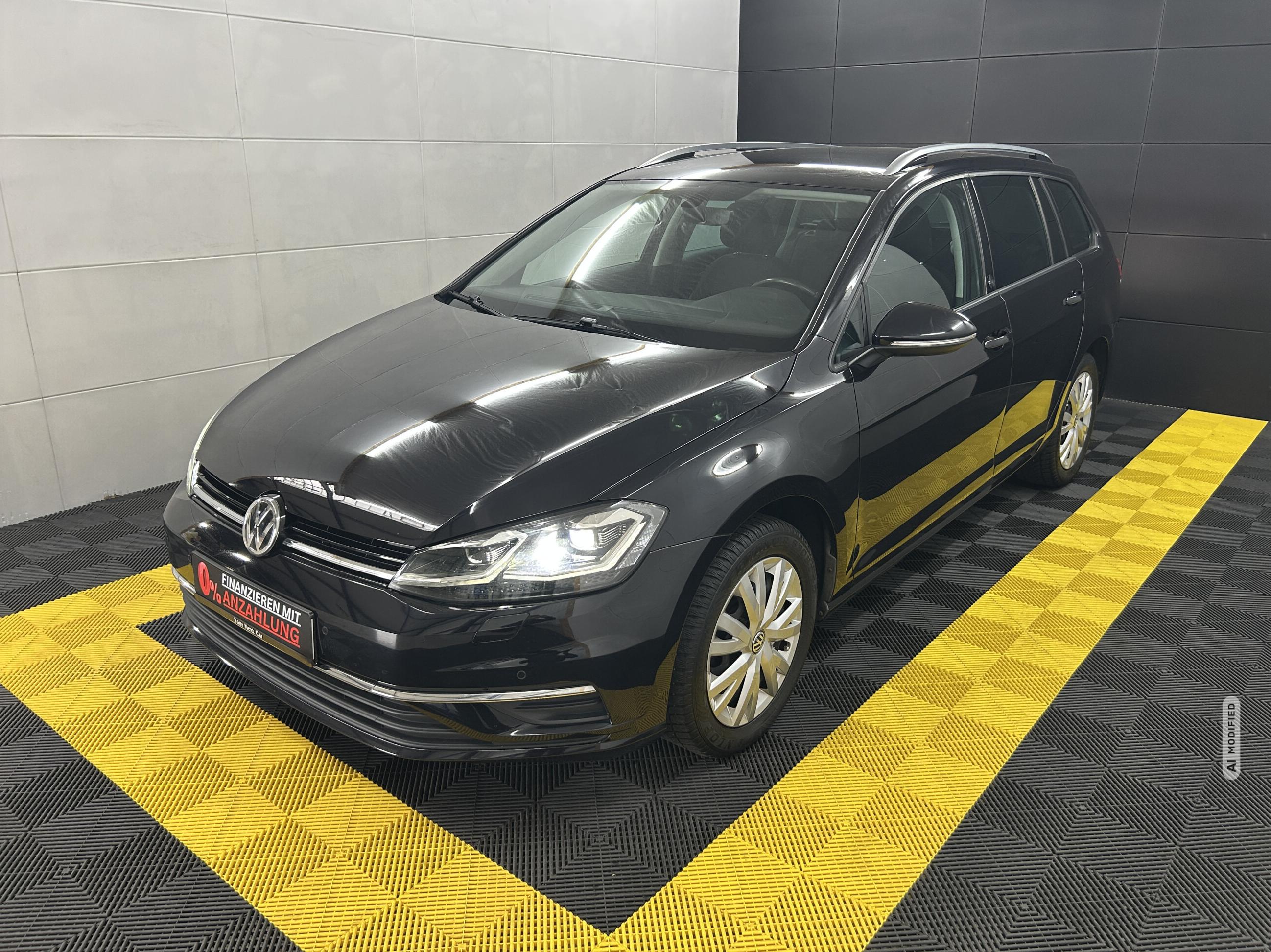 Volkswagen Golf VII Sound DSG+ACC+AHK+LED+NAVI+APP Connect