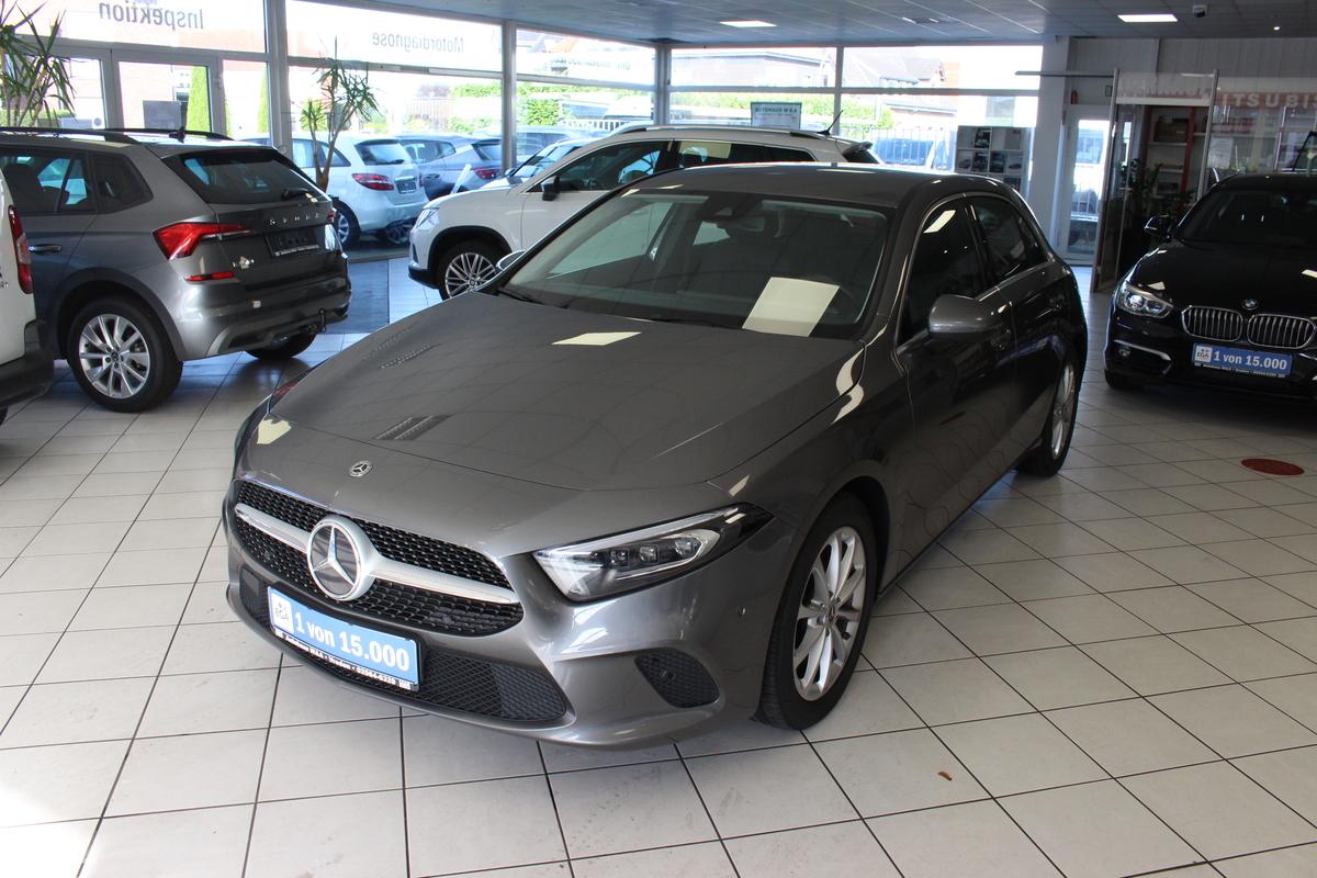 Mercedes-Benz A 180 Progressive LED NAVI LEDER