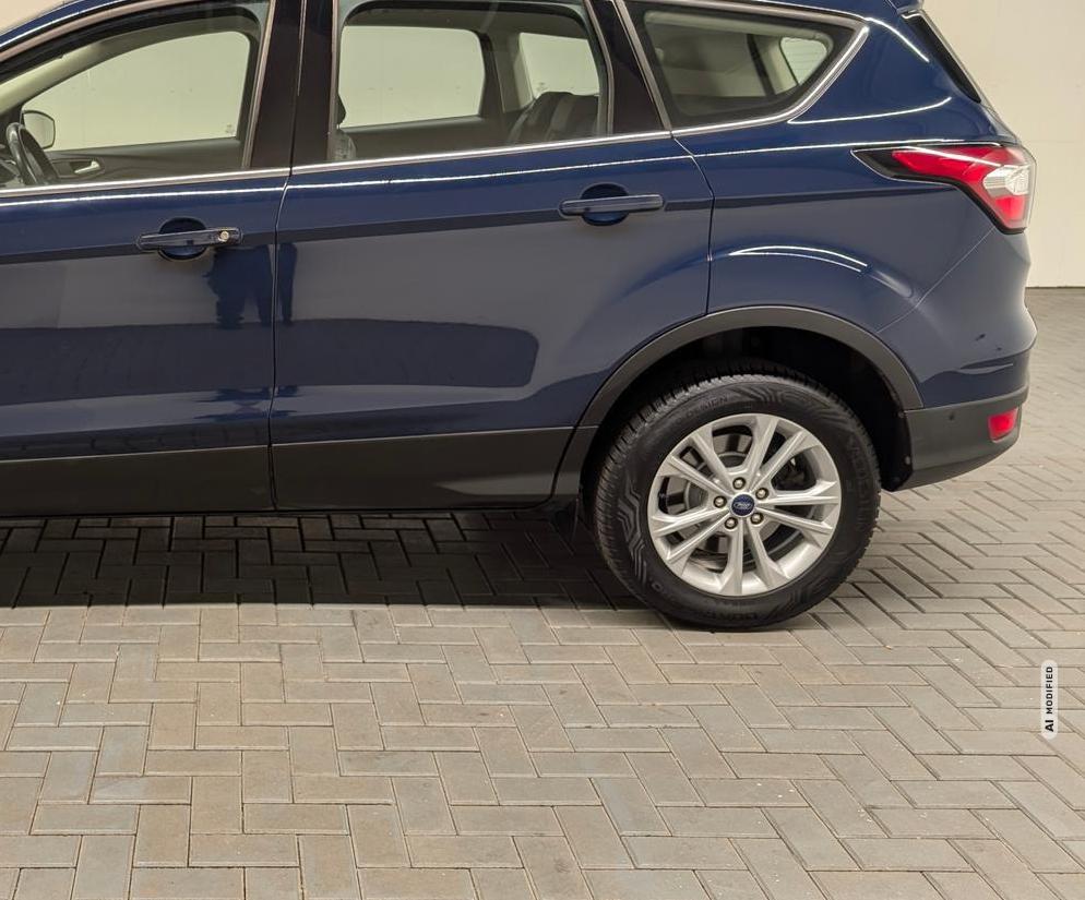 Ford Kuga Titanium Navi/SHZ/PDC/AHK/GRA/Keyl/17-LM